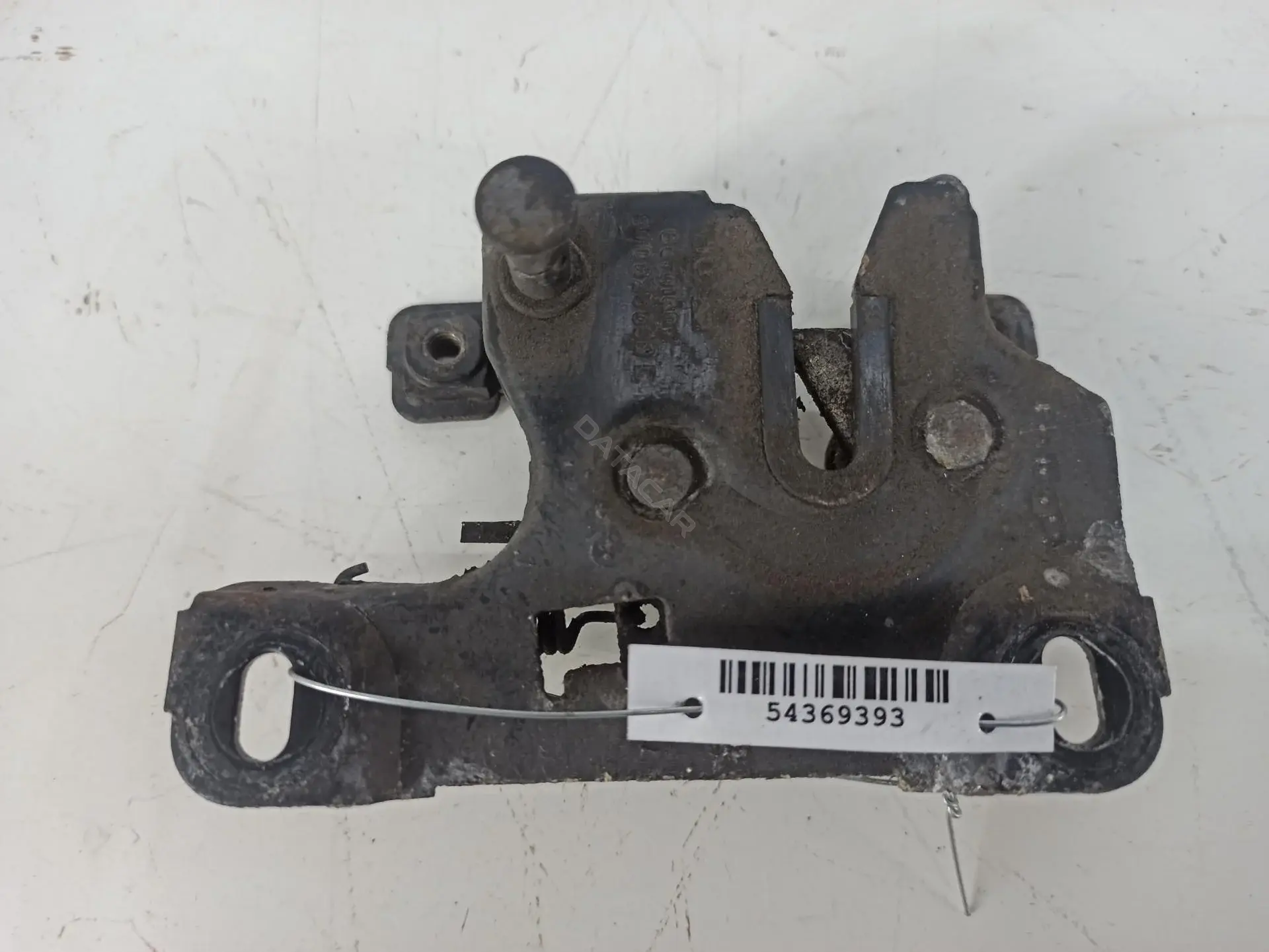 Замок капота 8D0823509C