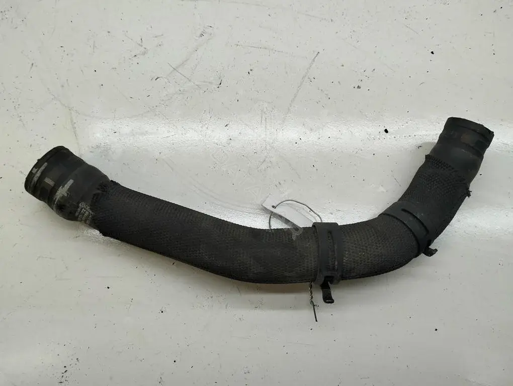 Патрубки системы охлаждения 5C0122157D