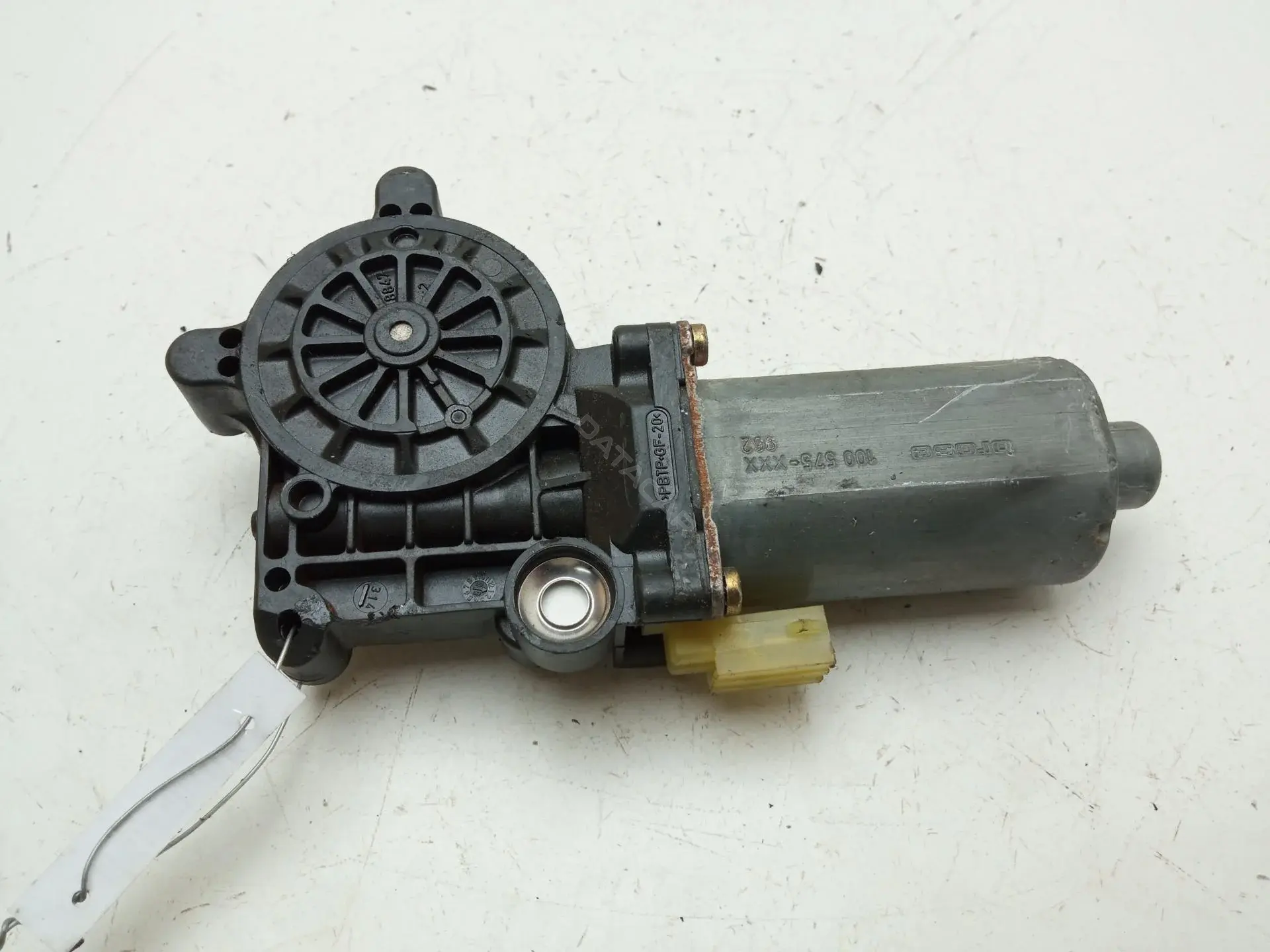 Моторчик стеклоподъемник 0130821743