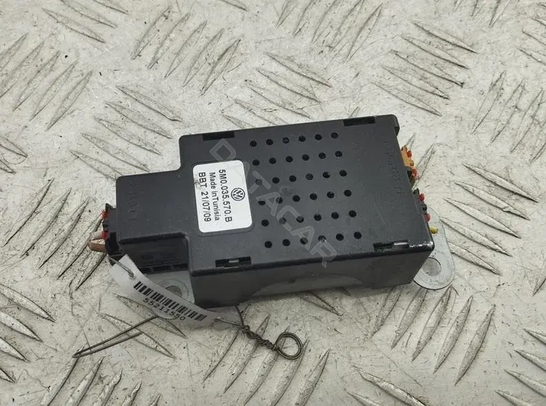 Усилитель антенны 5M0035570B