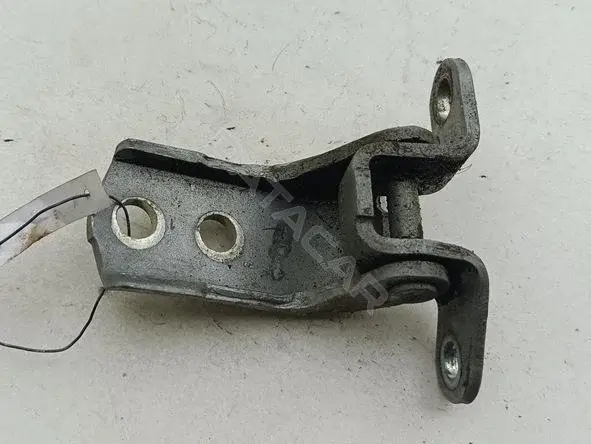 Петля двери TOYOTA1