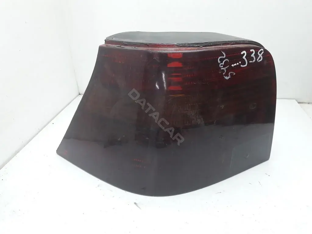 Задние фонари 1J6945095Q