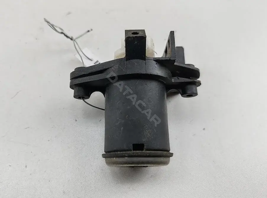 Личинка замка двери 2S6113386AB