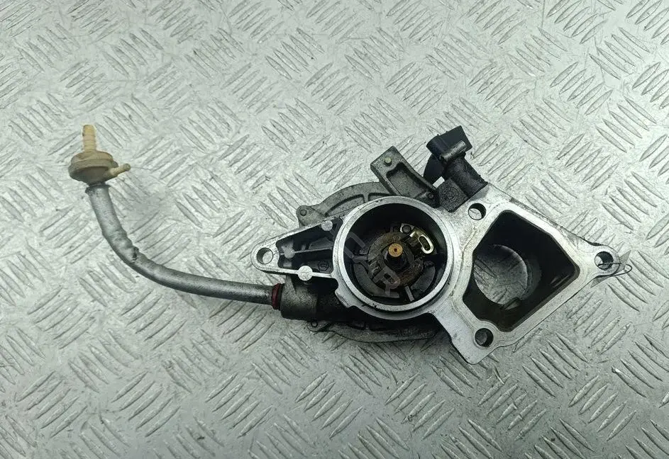 Вакуумный насос XS7Q2A451BH