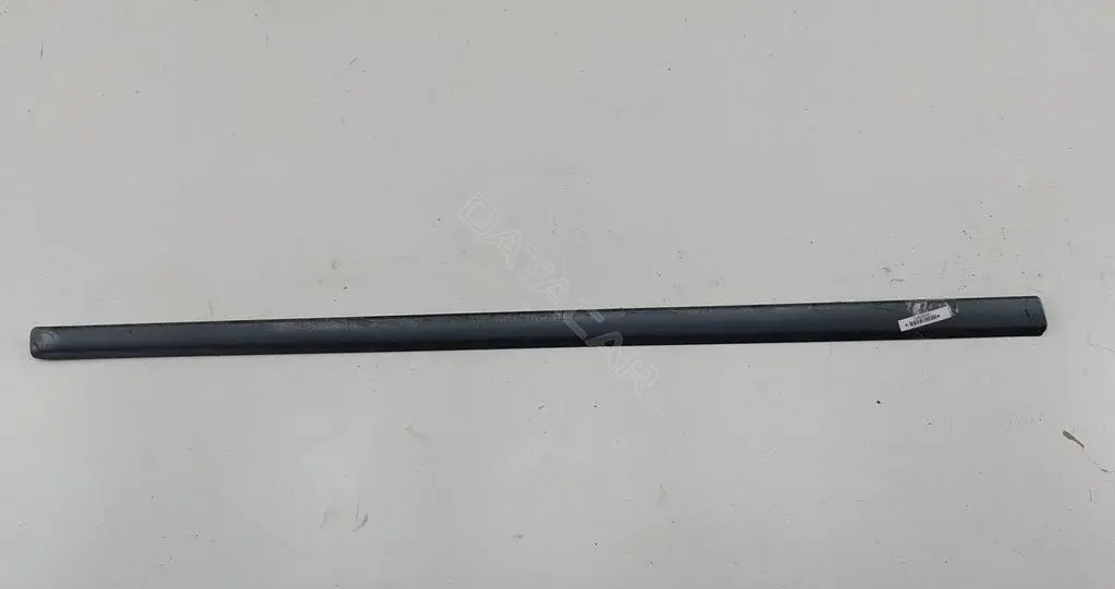 Молдинг двери 8E0853954