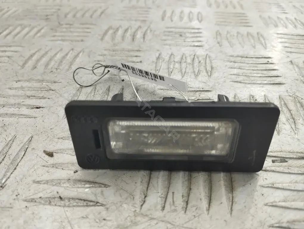 Фонарь подсветки номерного знака 8T0943021