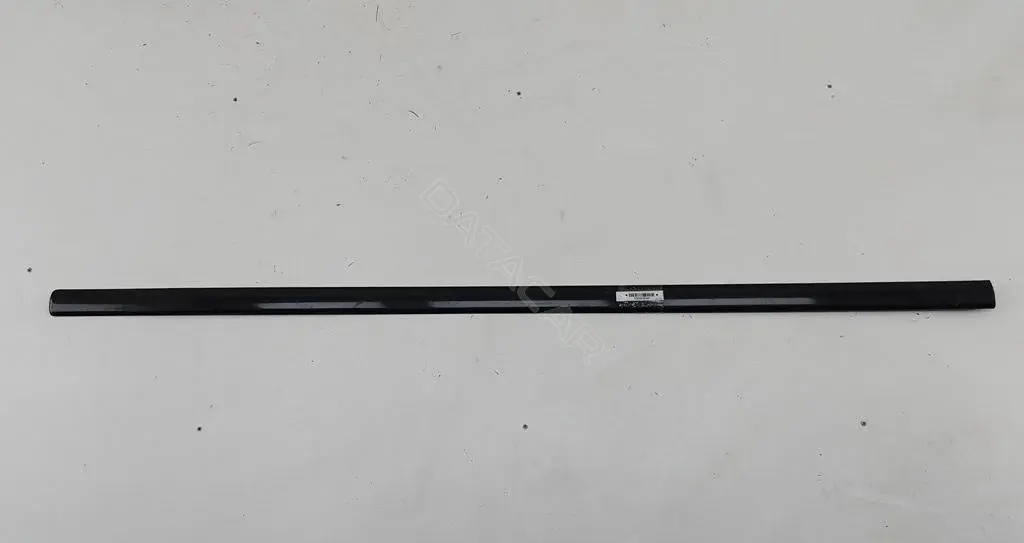 Молдинг двери 1J4853515G