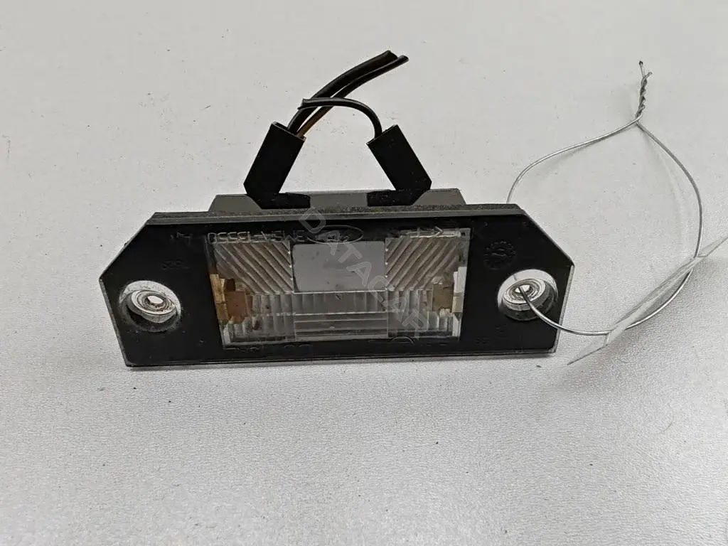 Фонарь подсветки номерного знака 3M5A13550A