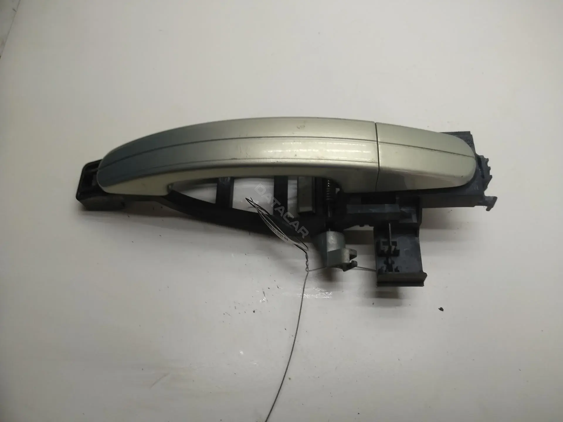 Ручка двери 4M51A266822AD
