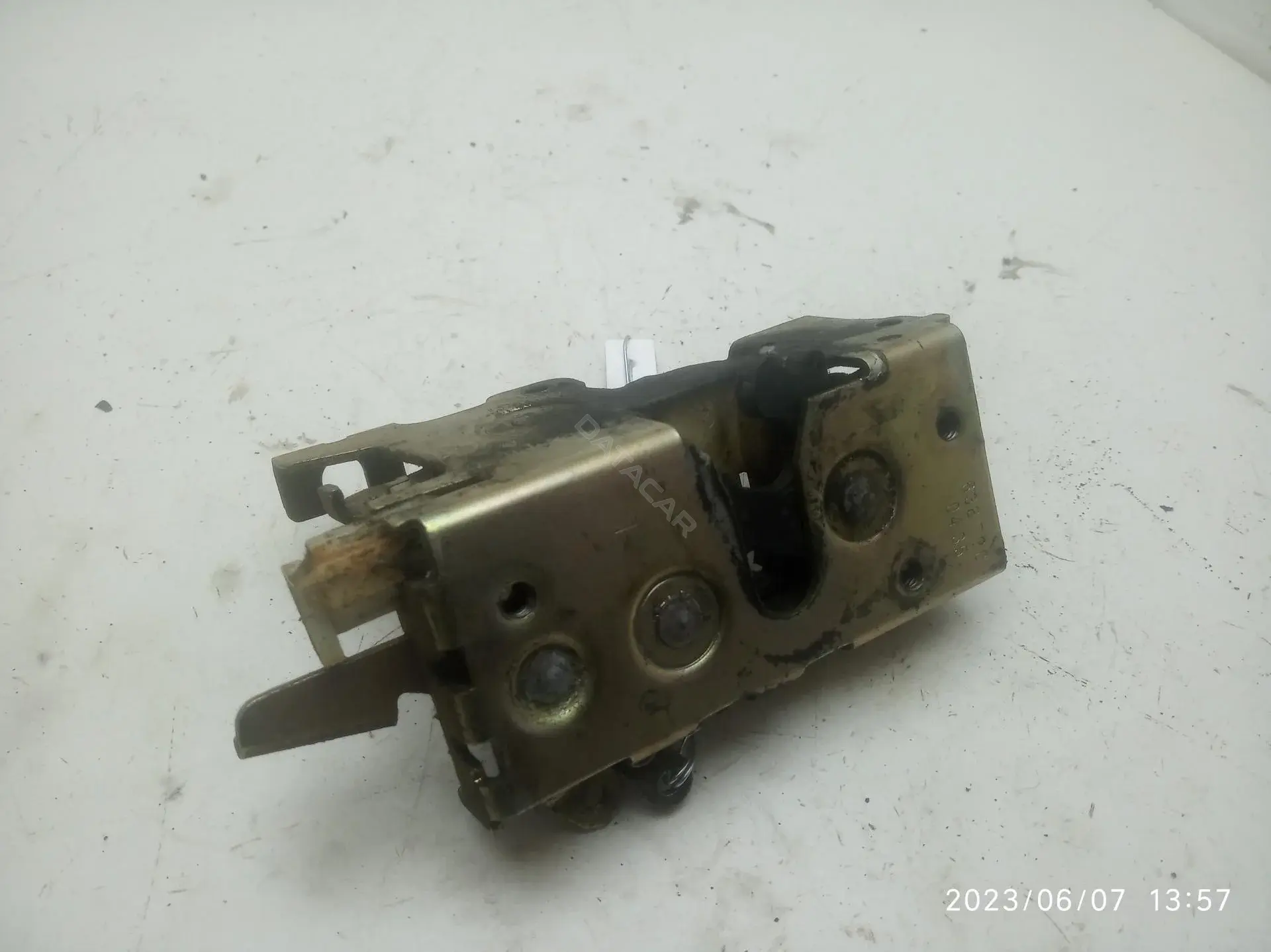 Замок двери 6387200435