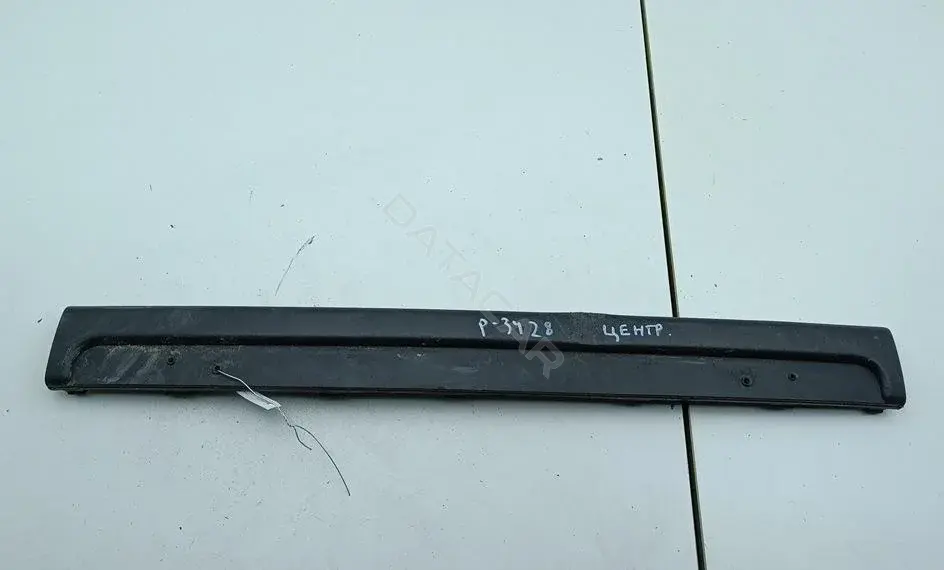 Накладка бампера 7M5807719