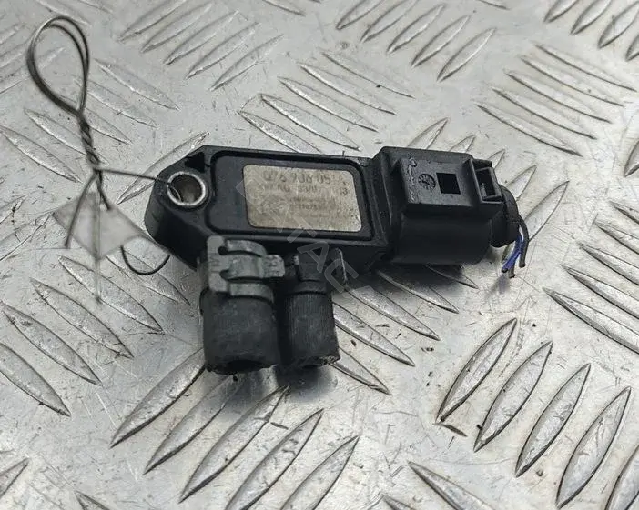 Датчик давления выхлопных газов 076906051A