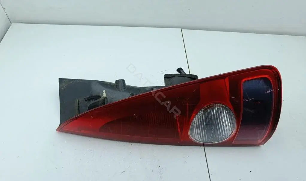 Задние фонари 8200027152