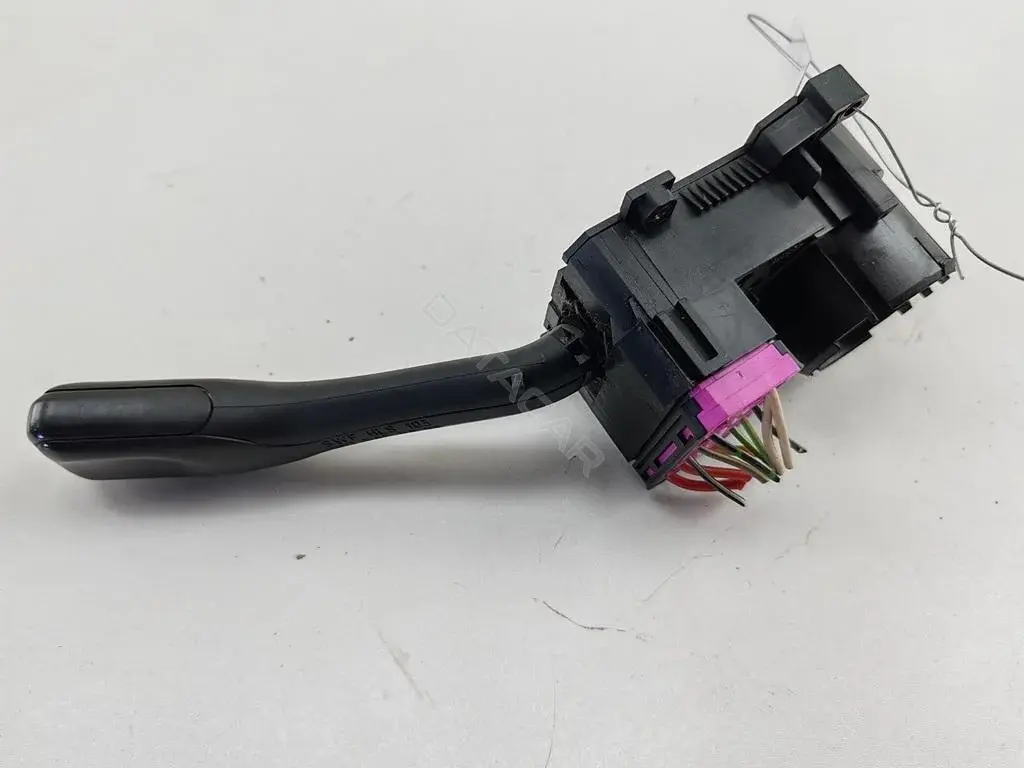Переключатель подрулевой 8L0953513G