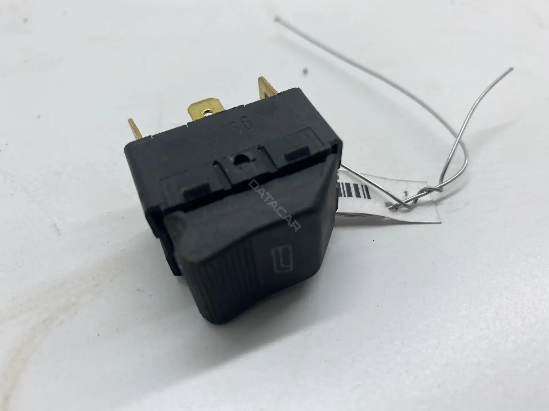Кнопка стеклоподъемника 4D0959855OIC