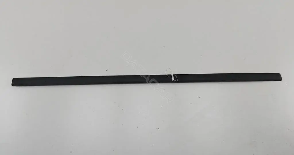 Молдинг двери 1J4853515