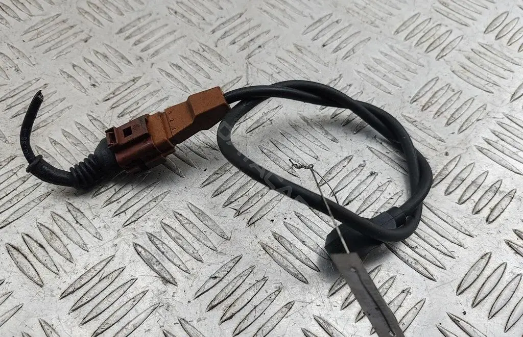 Датчик детонации 06B905377A