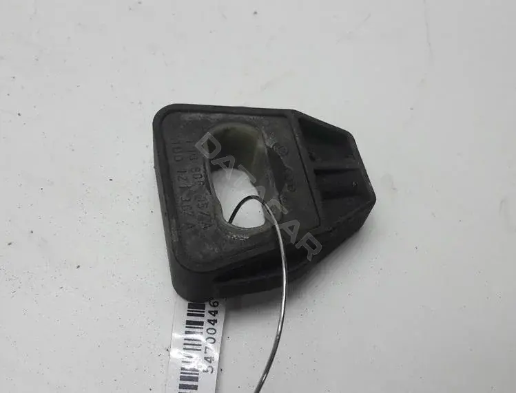 Кронштейн радиатора 1u0121367a