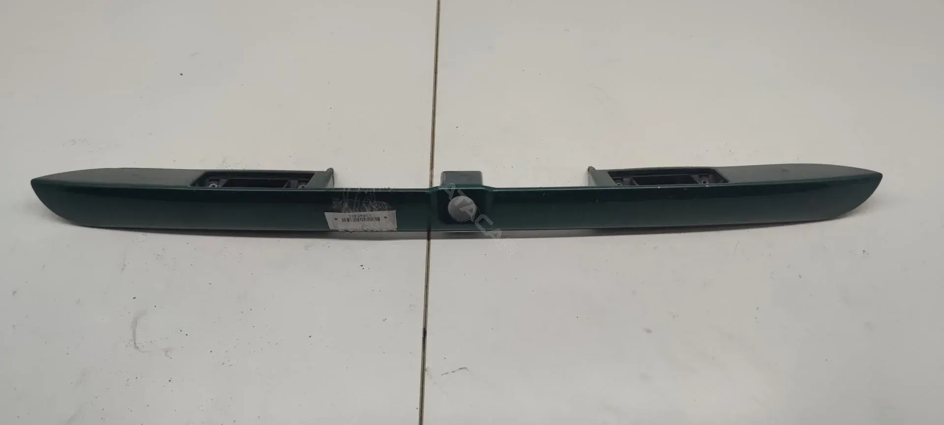 Фонарь подсветки номерного знака 8D9827574