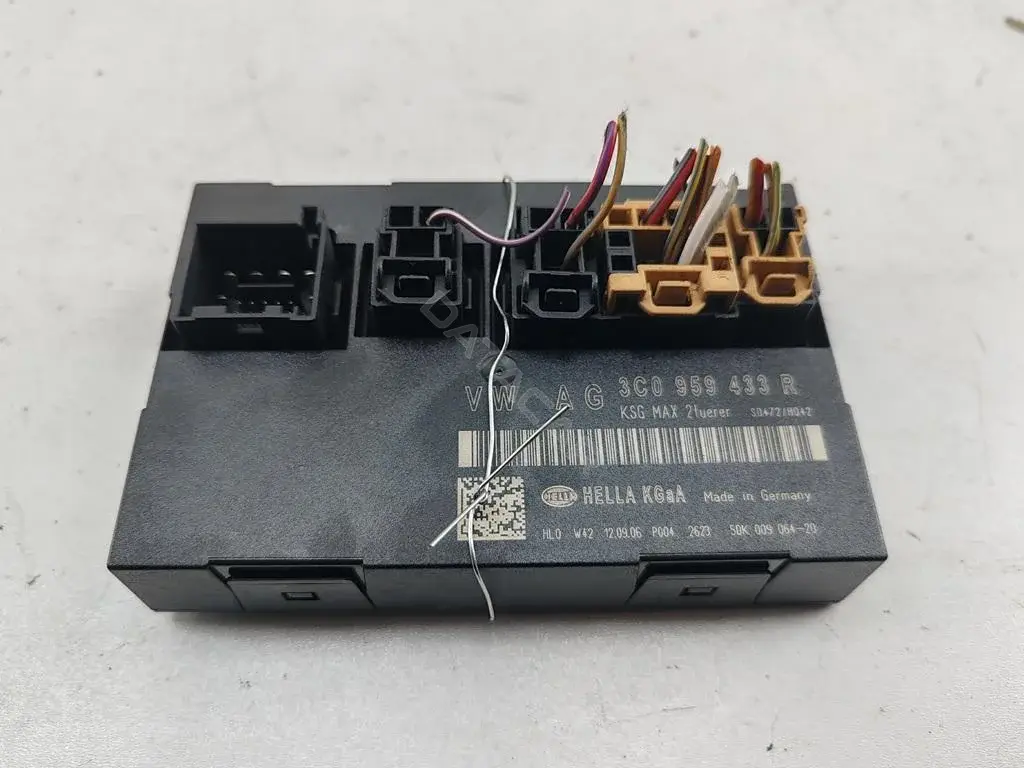 Блок комфорта 3C0959433R
