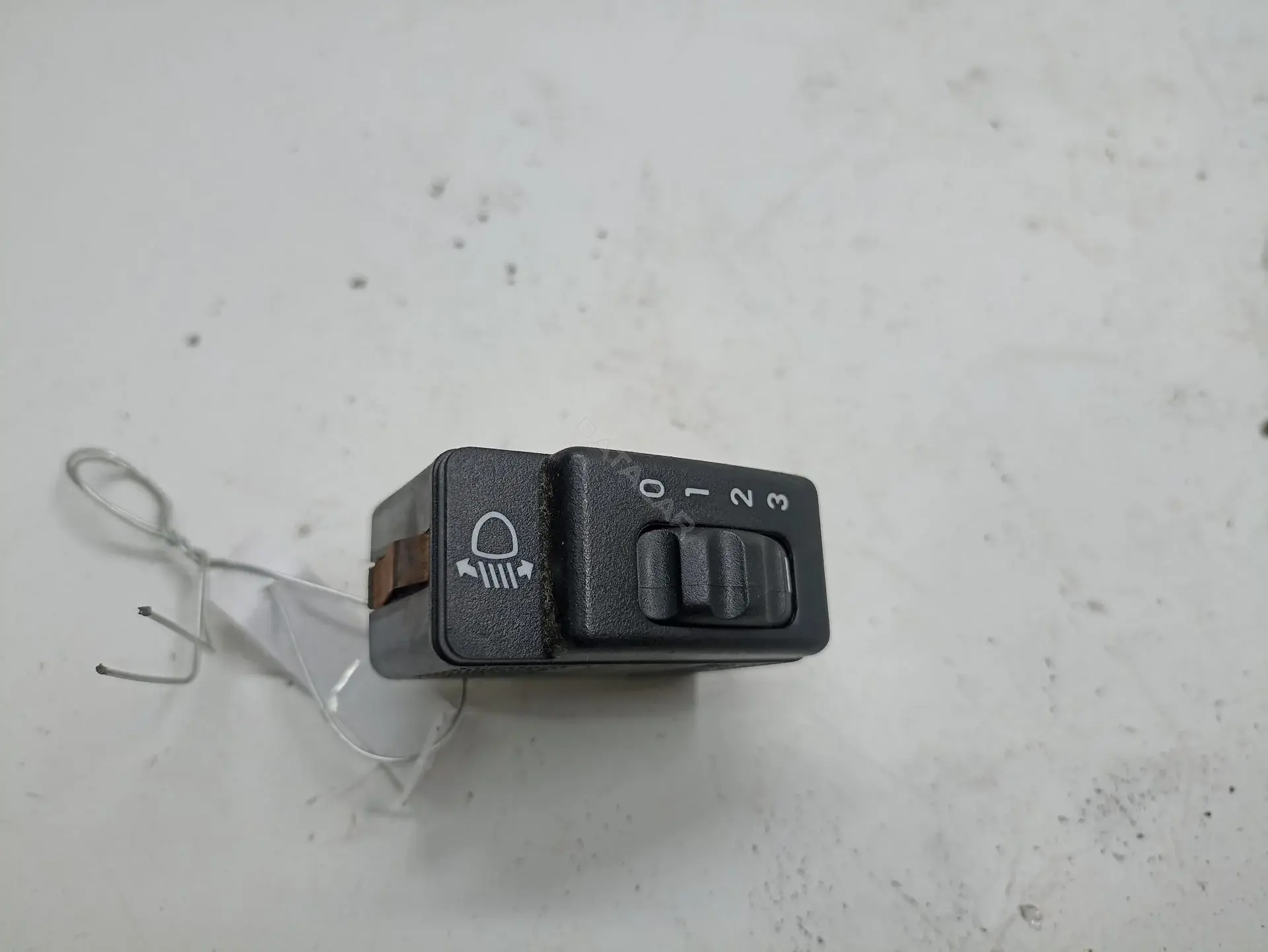 Кнопка корректора фар 90270514
