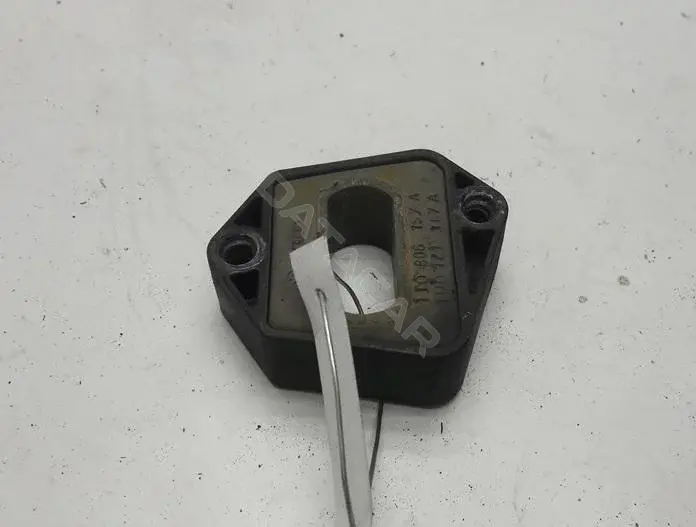 Кронштейн радиатора 1j0806157a