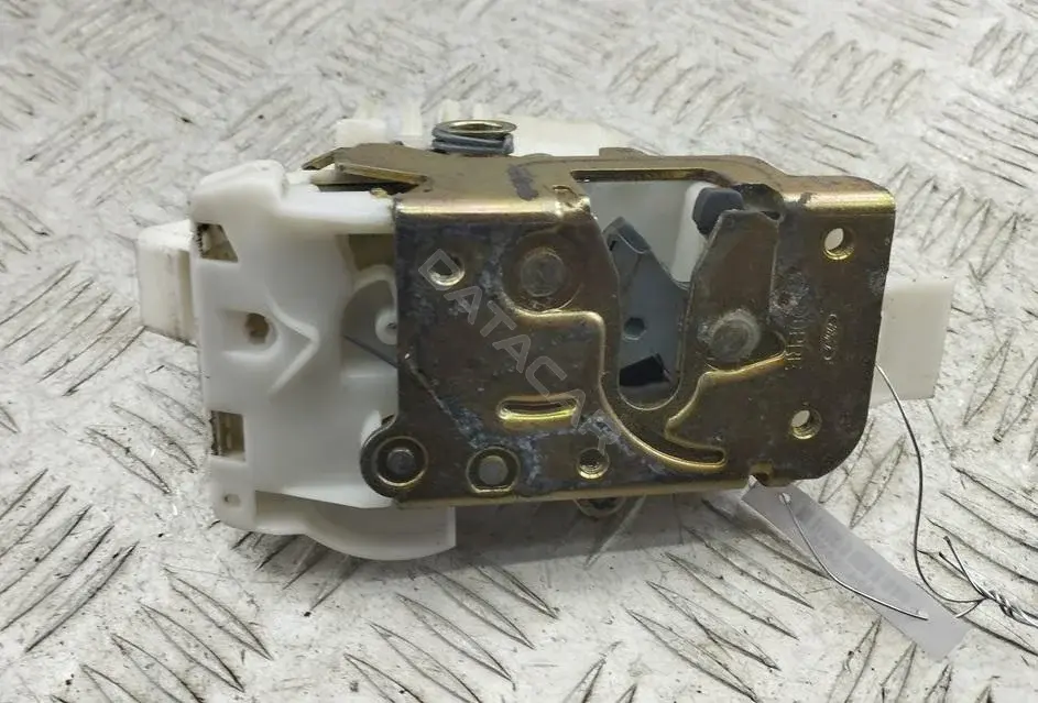 Замок двери 1S7AF21812KA