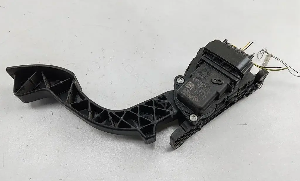 Педаль газа 4M519F836AH