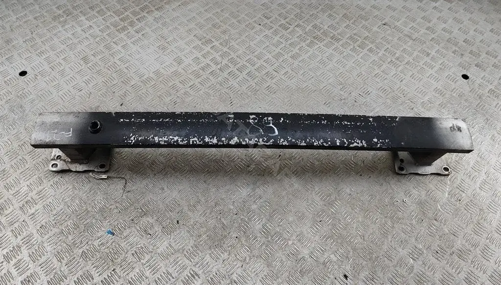 Усилитель бампера 7106F1