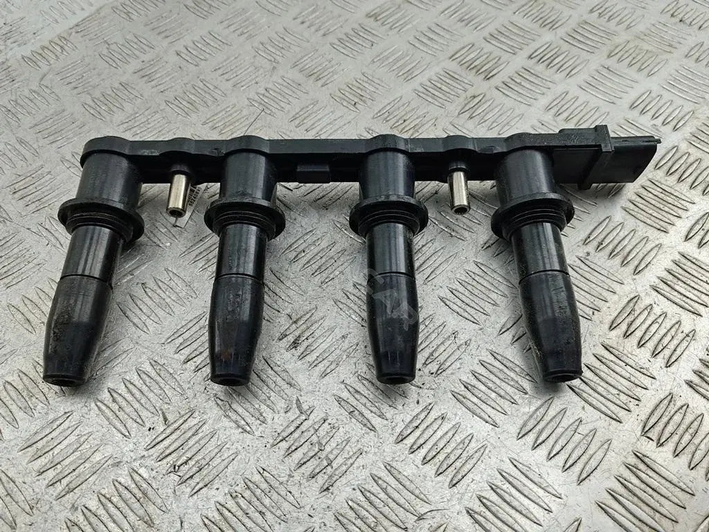 Катушка зажигания 55240895