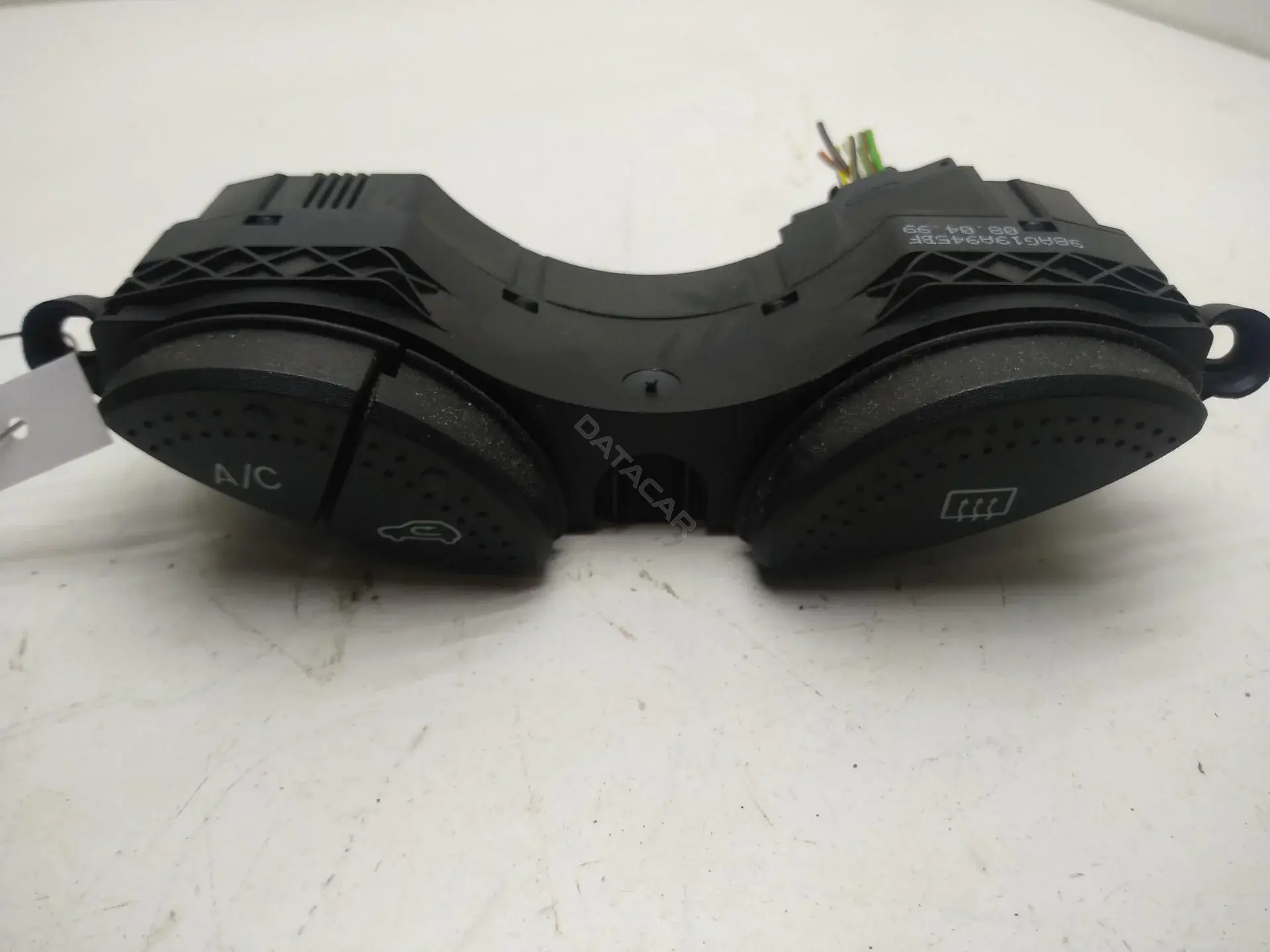 Кнопка кондиционера 98AG19A954BF