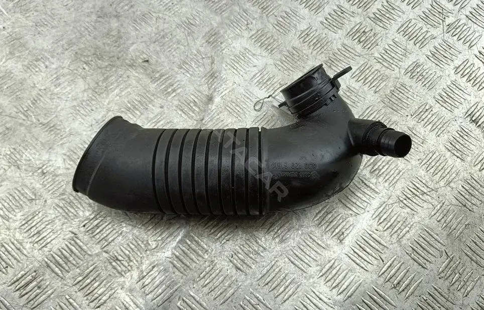 Патрубок интеркулера 8D0129615K