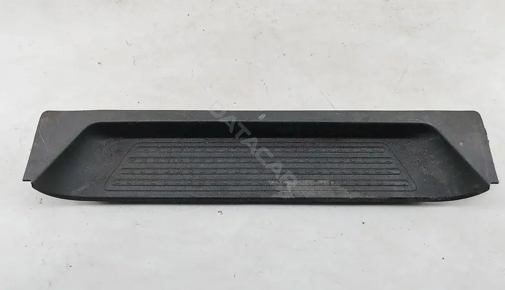 Подножка 7H0863725T