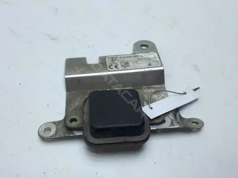 Антенна 7l5035507a