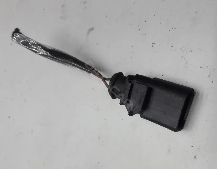 Разъем (фишка) проводки 1j0973803