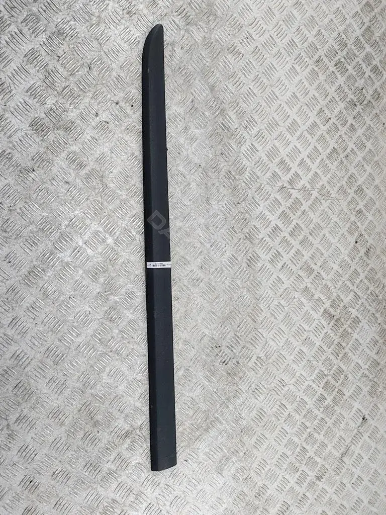Молдинг двери 5J0853516