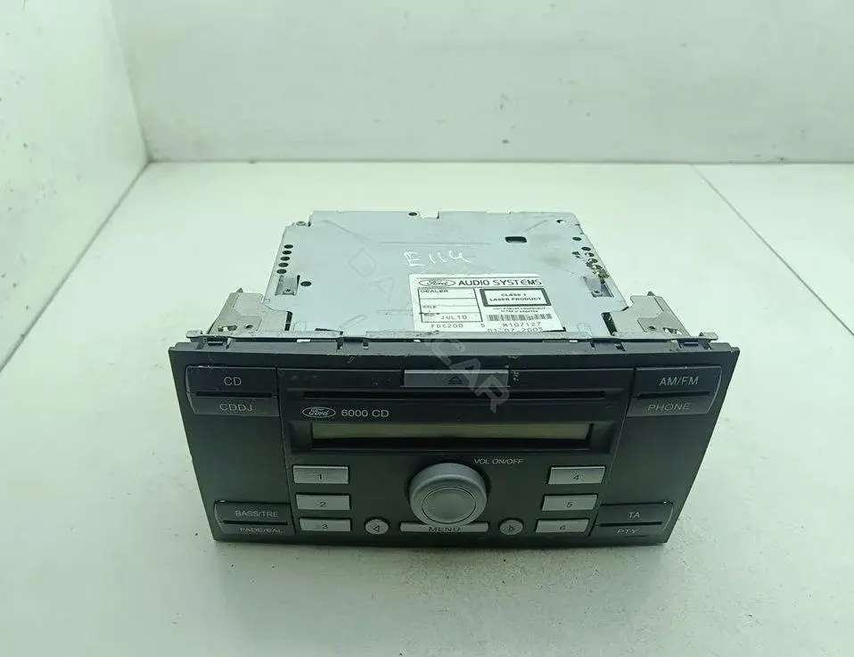 Магнитола FDC200