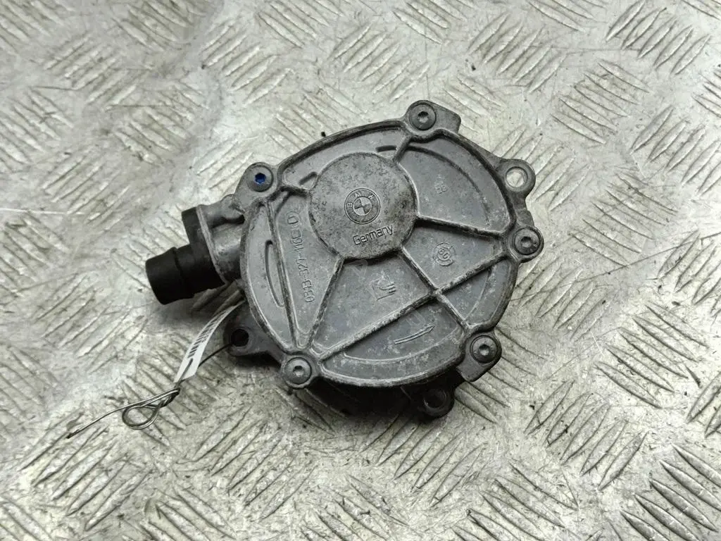 Вакуумный насос 7547024