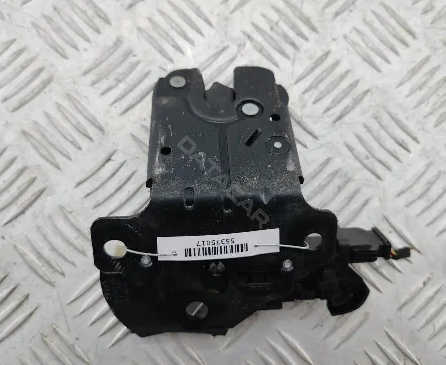 Замок крышки багажника 8P4827505C