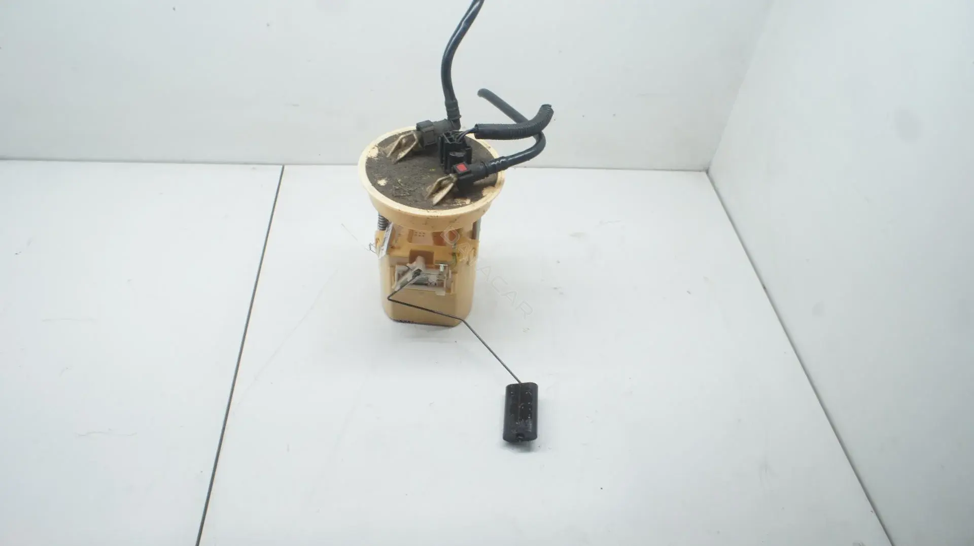 Датчик уровня топлива 1675535 / 8V51-9275-BB