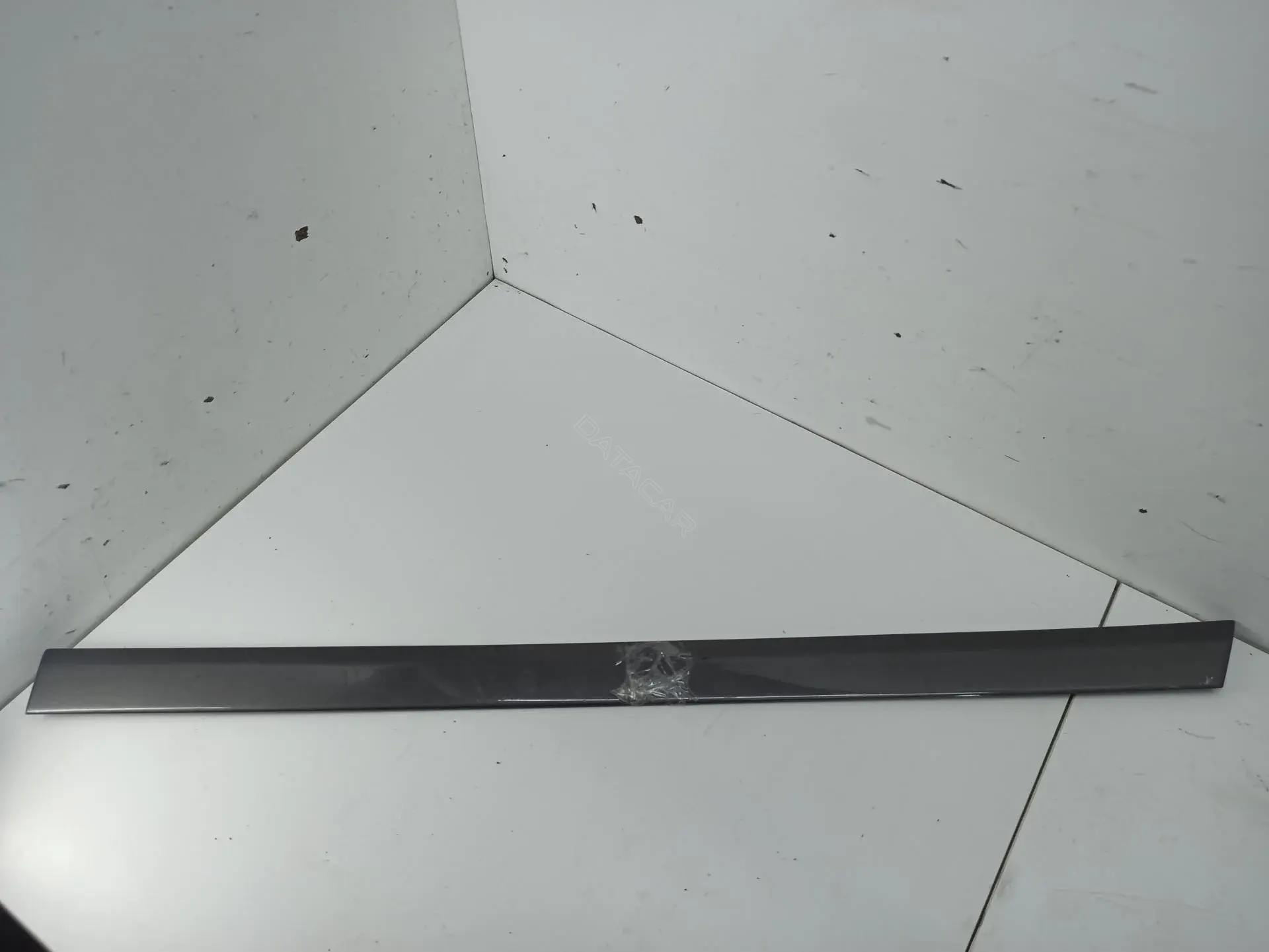 Молдинг двери 4B0853963