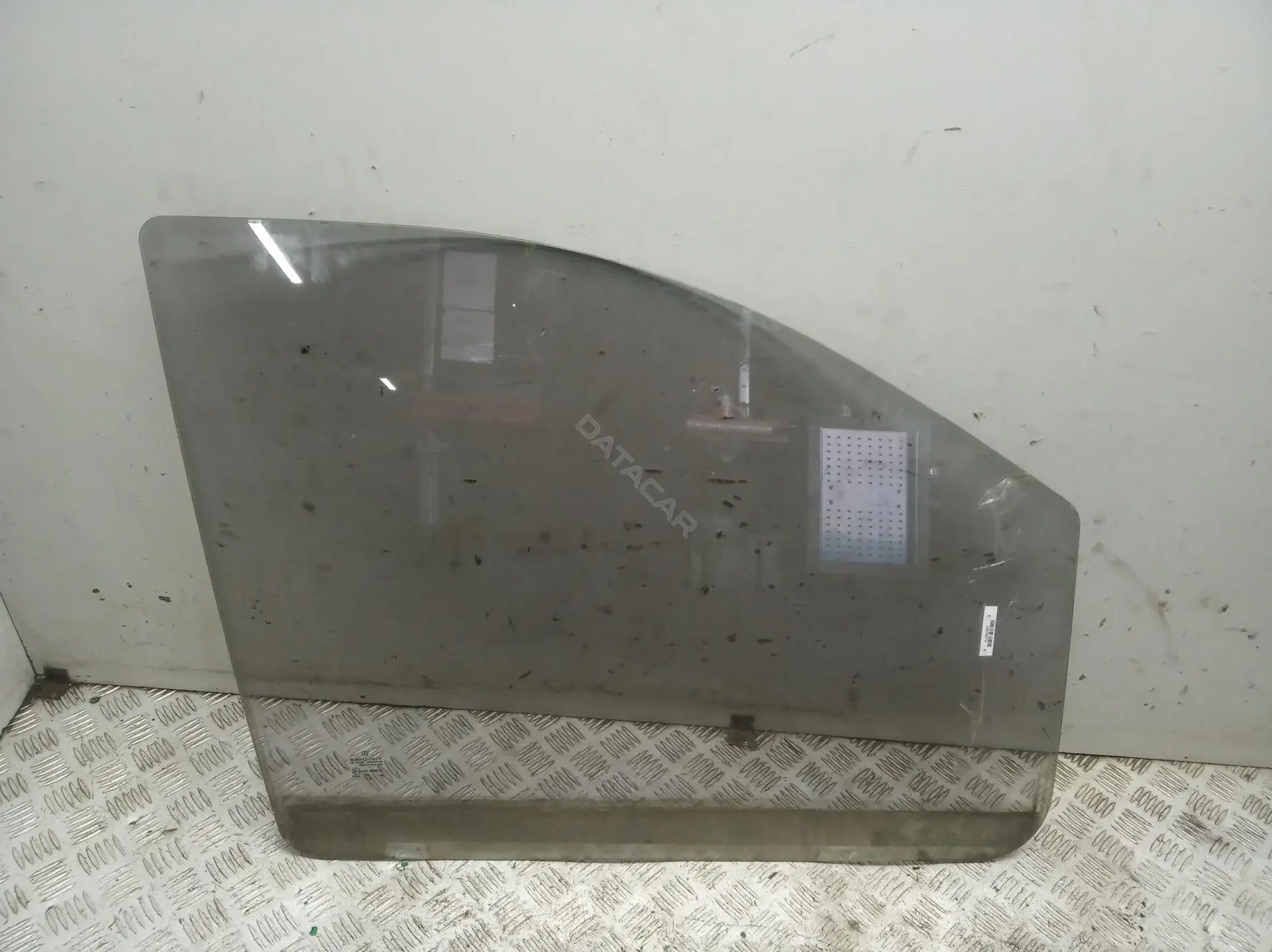 Стекло двери 54039274