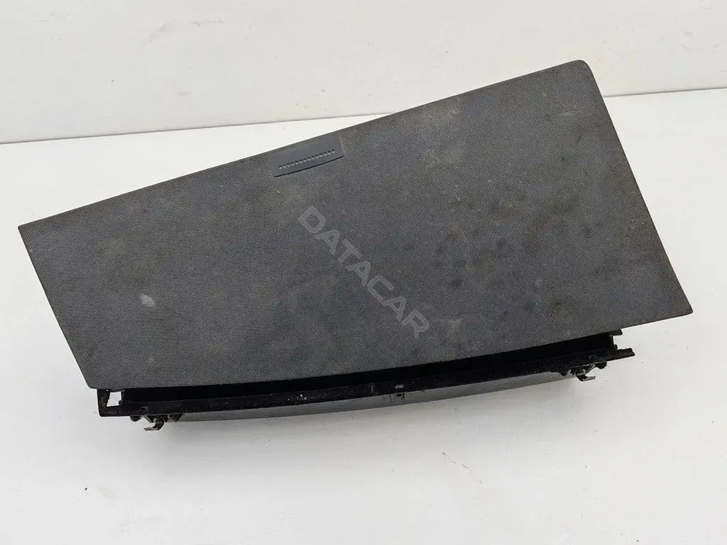 Бардачок 7M3858337E