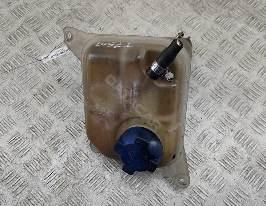 Расширительный бачок 8A0121407A