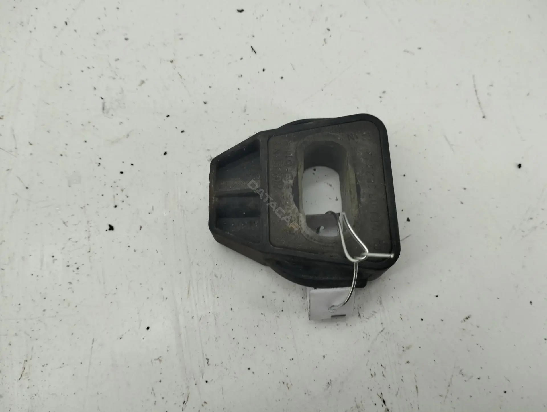 Кронштейн радиатора 1J0121367A