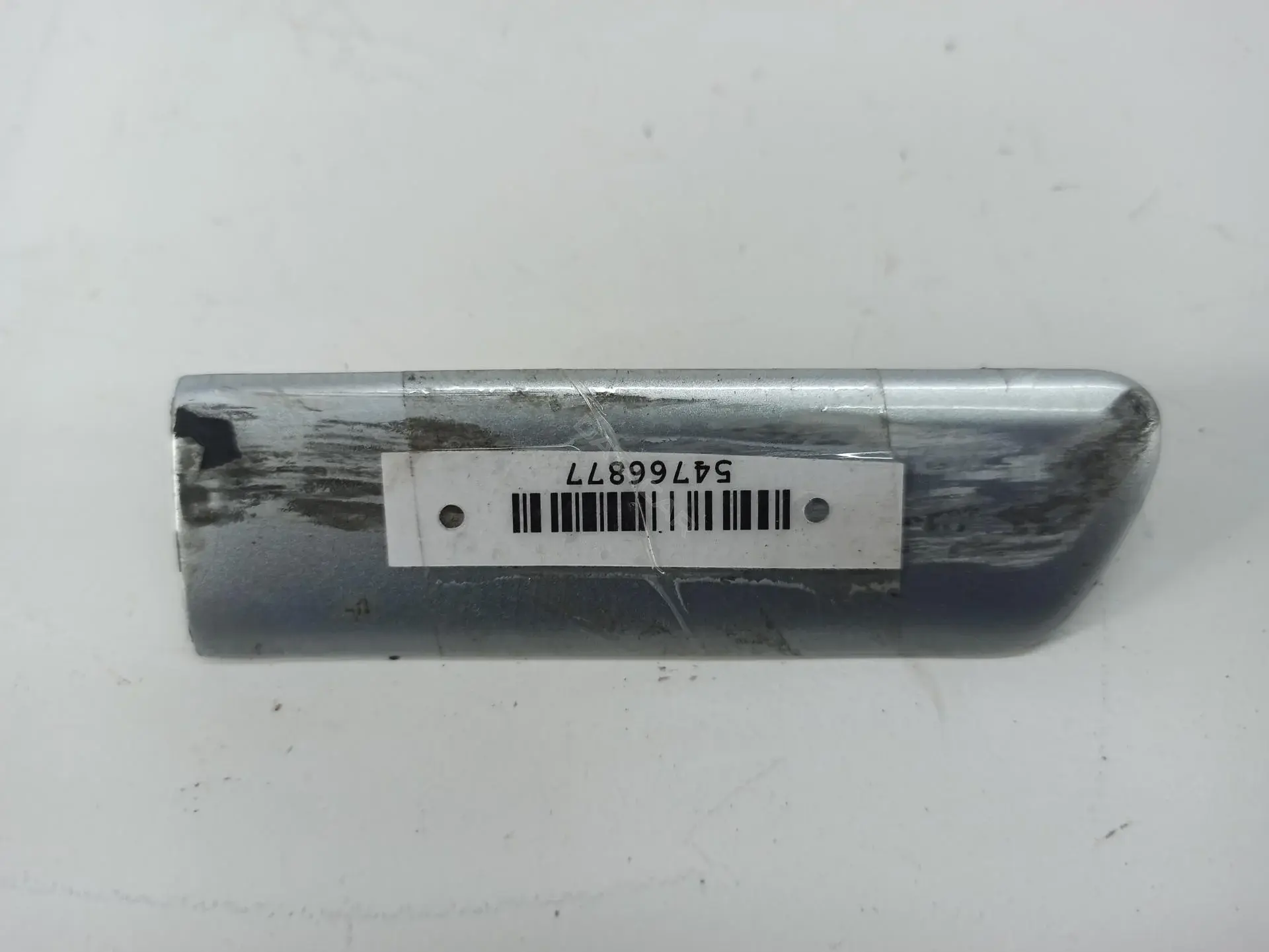 Молдинг крыла 8D0853974