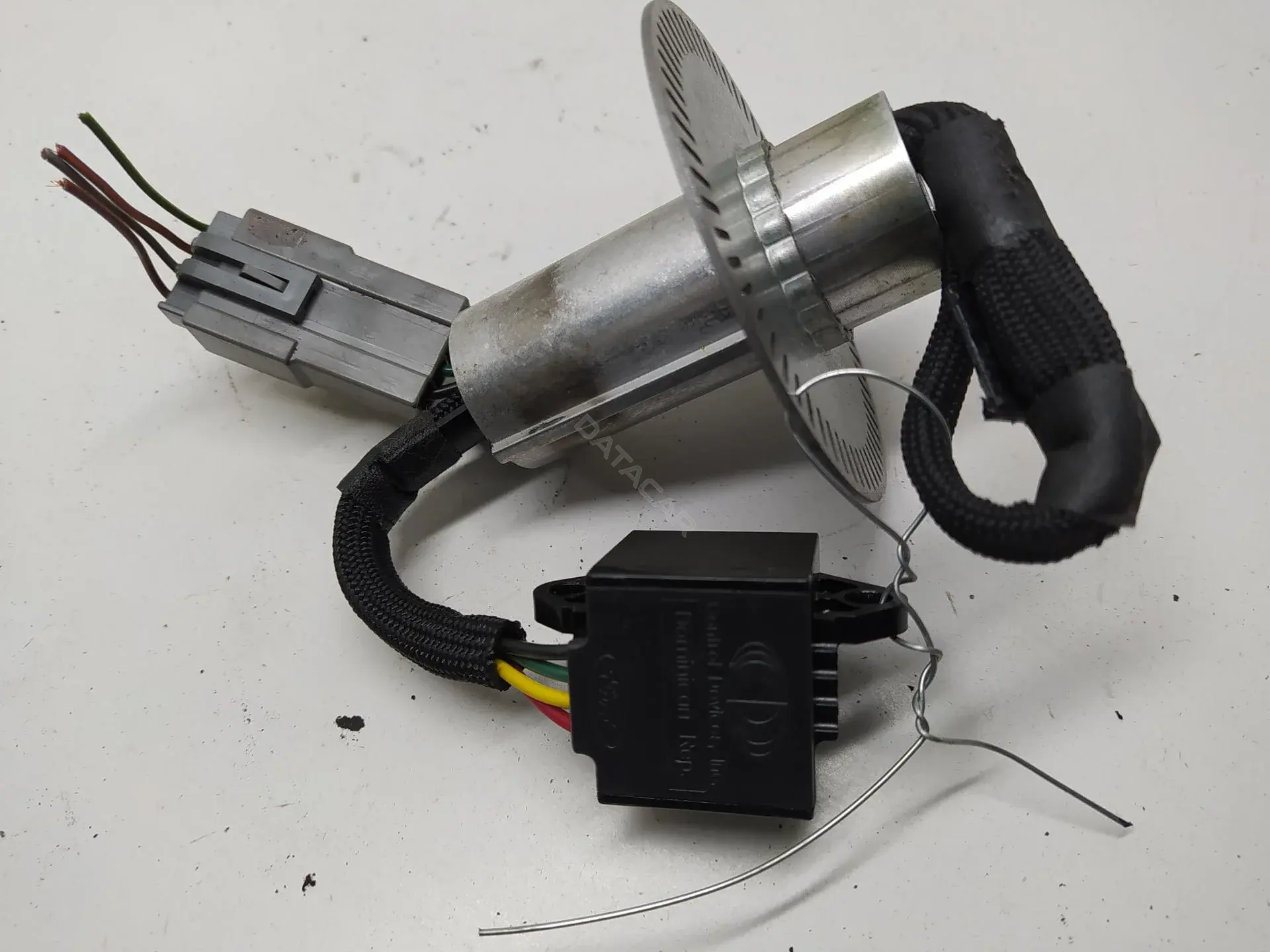 Датчик угла поворота 2R8A3F818AE