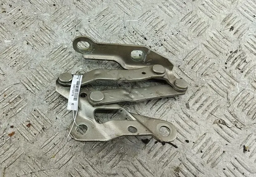 Петля капота 7MO823301L