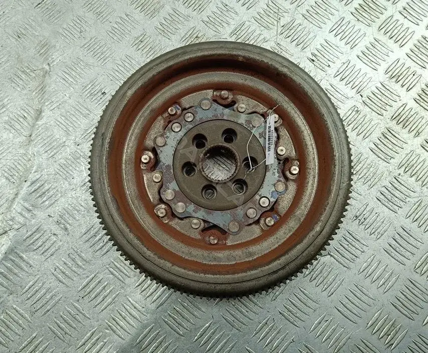 Маховик 03G105266BD