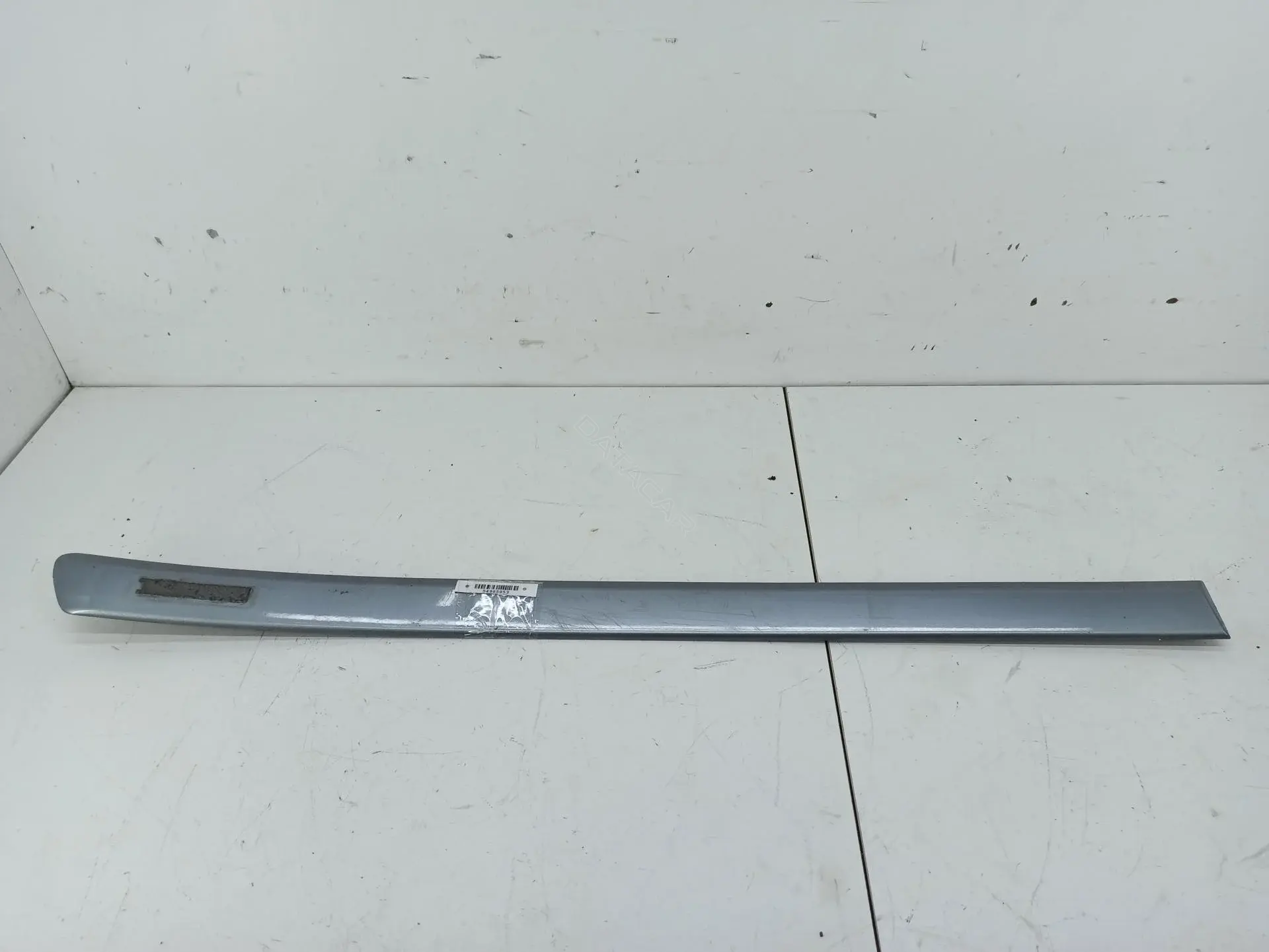 Молдинг двери 8E0853964